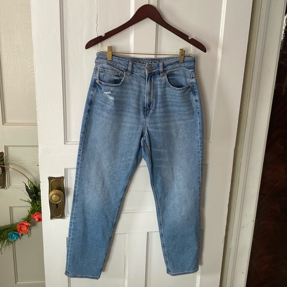 American Eagle Mom Jean size 8